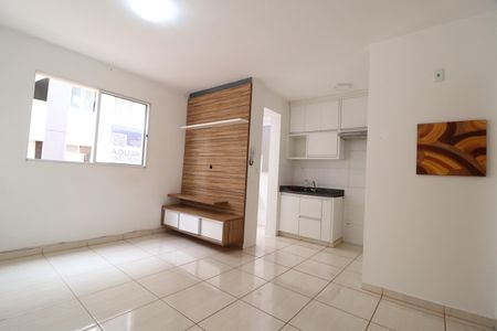 Sala de apartamento para alugar com 2 quartos, 51m² em Jardim Espanha, Uberlândia