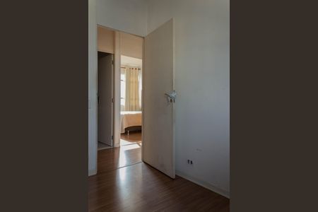 Apartamento à venda com 94m², 3 quartos e 1 vagaQuarto 2