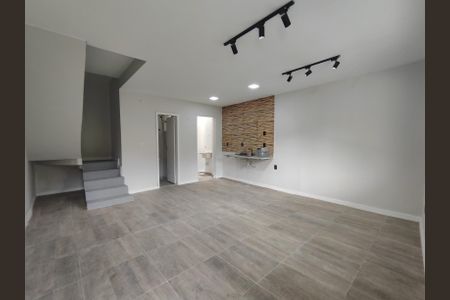 Sala de casa para alugar com 2 quartos, 70m² em Vargem Grande, Rio de Janeiro