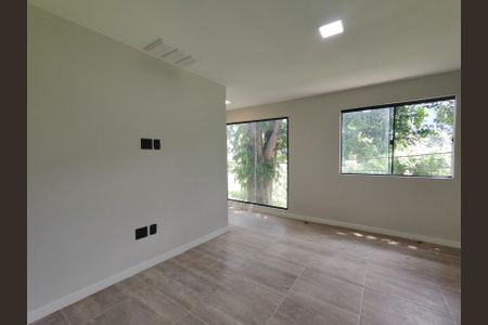 Suíte 1 de casa para alugar com 2 quartos, 70m² em Vargem Grande, Rio de Janeiro