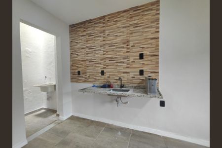 Sala/Cozinha de casa para alugar com 2 quartos, 70m² em Vargem Grande, Rio de Janeiro