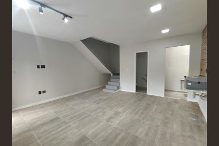 Casa para alugar com 70m², 2 quartos e 1 vagaSala/Cozinha