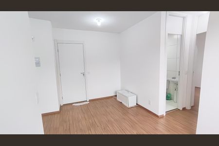 Sala de apartamento para alugar com 2 quartos, 35m² em Taquara, Rio de Janeiro
