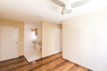 Apartamento para alugar com 42m², 2 quartos e 1 vagaSala