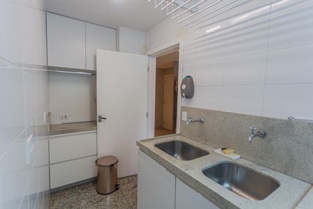 Apartamento à venda com 144m², 4 quartos e 3 vagasÁrea de Serviço