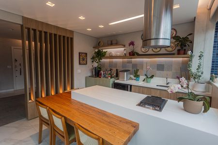 Apartamento à venda com 144m², 4 quartos e 3 vagasVaranda