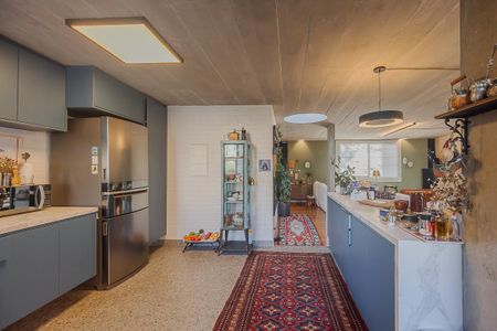 Casa à venda com 380m², 3 quartos e 2 vagasCozinha