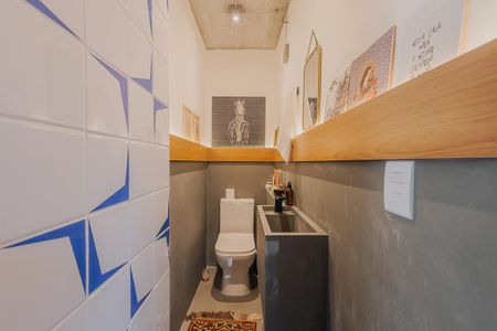 Casa à venda com 380m², 3 quartos e 2 vagasLavabo