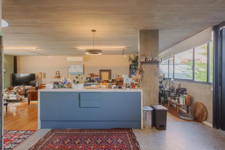 Casa à venda com 380m², 3 quartos e 2 vagasCozinha