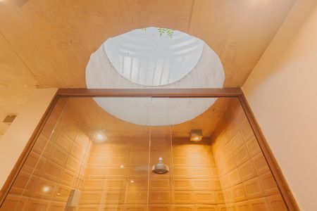 Casa à venda com 380m², 3 quartos e 2 vagasBanheiro da Suíte