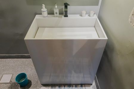 Casa à venda com 380m², 3 quartos e 2 vagasLavabo 2