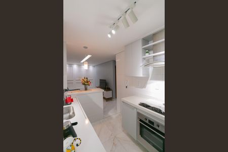 Apartamento à venda com 100m², 2 quartos e 1 vaga Apartamento à venda com 100m², 2 quartos e 1 vagaCozinha