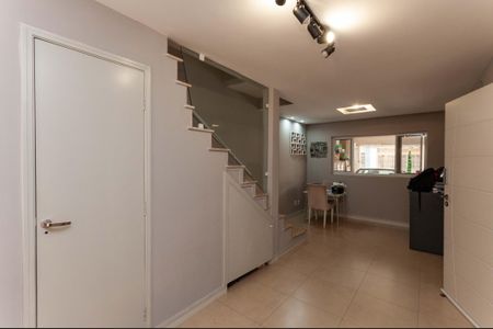 Sala de casa para alugar com 4 quartos, 270m² em Água Branca, São Paulo