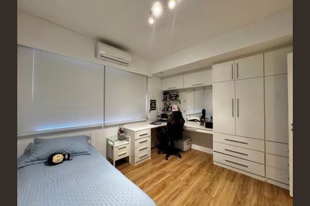 Apartamento à venda com 108m², 3 quartos e 2 vagas Apartamento à venda com 108m², 3 quartos e 2 vagasQuarto