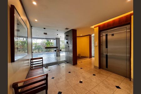 Apartamento à venda com 108m², 3 quartos e 2 vagas Apartamento à venda com 108m², 3 quartos e 2 vagasÁrea comum