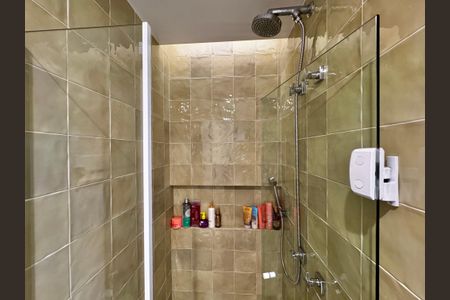 Apartamento à venda com 108m², 3 quartos e 2 vagas Apartamento à venda com 108m², 3 quartos e 2 vagasBanheiro Social