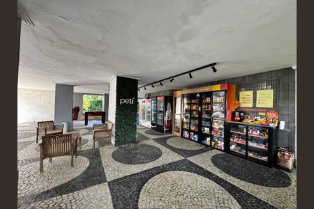 Apartamento à venda com 108m², 3 quartos e 2 vagas Apartamento à venda com 108m², 3 quartos e 2 vagasÁrea comum