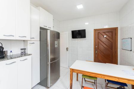 Apartamento à venda com 130m², 2 quartos e sem vagaCozinha
