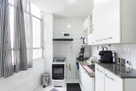 Apartamento à venda com 130m², 2 quartos e sem vagaCozinha