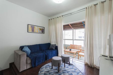 Apartamento à venda com 130m², 2 quartos e sem vagaSala