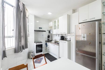 Apartamento à venda com 130m², 2 quartos e sem vagaCozinha