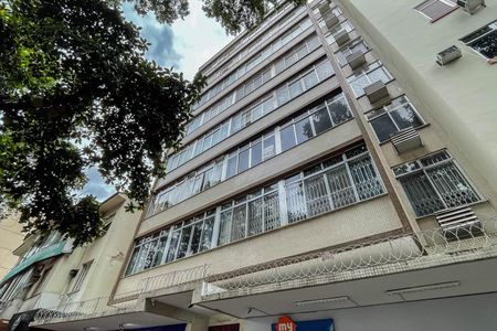 Apartamento à venda com 130m², 2 quartos e sem vagaFachada