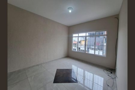 Sala de casa para alugar com 2 quartos, 100m² em Santo Antônio, Osasco