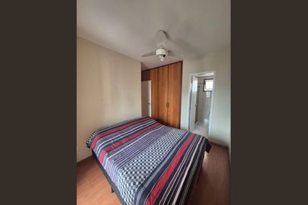 Apartamento à venda com 90m², 3 quartos e 2 vagasQuarto