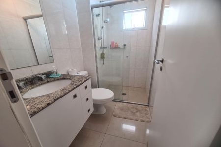 Apartamento à venda com 97m², 3 quartos e 2 vagasBanheiro