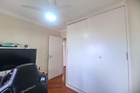 Apartamento à venda com 97m², 3 quartos e 2 vagasQuarto 2