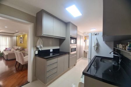 Apartamento à venda com 97m², 3 quartos e 2 vagasCozinha