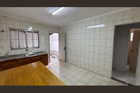 Casa à venda com 86m², 2 quartos e 2 vagas Casa à venda com 86m², 2 quartos e 2 vagasCozinha