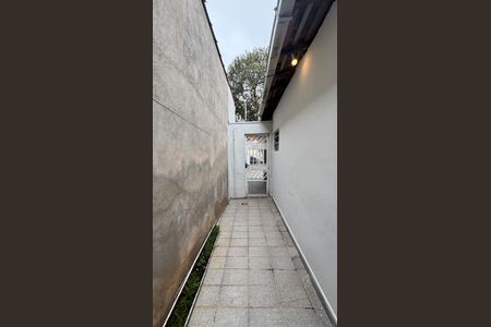 Casa à venda com 86m², 2 quartos e 2 vagas Casa à venda com 86m², 2 quartos e 2 vagasCorredor