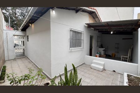 Casa à venda com 86m², 2 quartos e 2 vagas Casa à venda com 86m², 2 quartos e 2 vagasQuintal - Area de Serviço