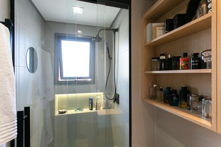 Apartamento à venda com 88m², 2 quartos e 1 vaga Apartamento à venda com 88m², 2 quartos e 1 vagaBanheiro da Suíte