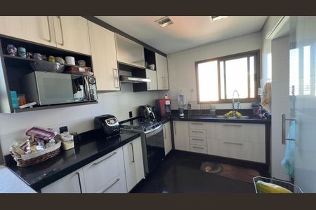 Apartamento à venda com 174m², 3 quartos e 3 vagas Apartamento à venda com 174m², 3 quartos e 3 vagasFoto 33