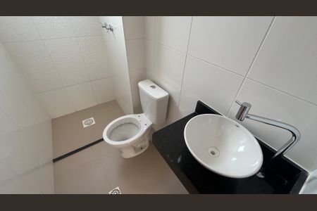 Banheiro Corredor de apartamento para alugar com 1 quarto, 43m² em Vila Satúrnia, Campinas