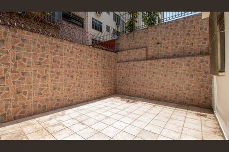 Apartamento à venda com 70m², 2 quartos e sem vaga Apartamento à venda com 70m², 2 quartos e sem vagaQuintal