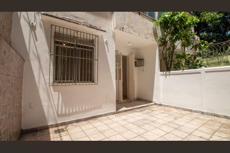 Apartamento à venda com 70m², 2 quartos e sem vaga Apartamento à venda com 70m², 2 quartos e sem vagaQuintal