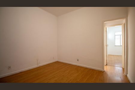 Apartamento à venda com 70m², 2 quartos e sem vaga Apartamento à venda com 70m², 2 quartos e sem vagaSala