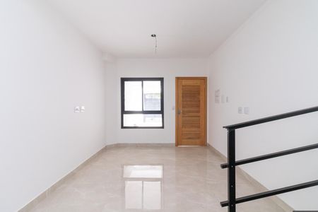 Casa à venda com 110m², 3 quartos e 3 vagasSala