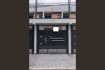 Casa à venda com 110m², 3 quartos e 3 vagasFachada