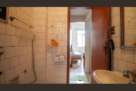 Apartamento à venda com 65m², 2 quartos e sem vaga Apartamento à venda com 65m², 2 quartos e sem vagaBanheiro