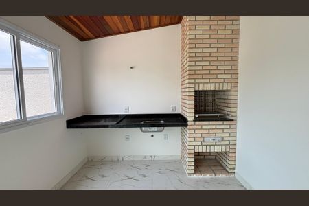 Casa à venda com 120m², 3 quartos e 3 vagasCobertura