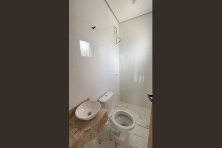 Casa à venda com 120m², 3 quartos e 3 vagasCobertura - Banheiro