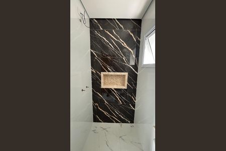 Casa à venda com 120m², 3 quartos e 3 vagasBanheiro da Suíte