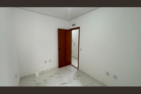 Casa à venda com 120m², 3 quartos e 3 vagasQuarto 2
