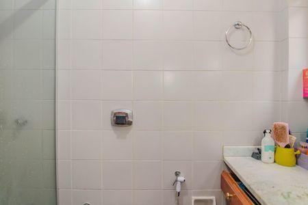 Apartamento à venda com 101m², 3 quartos e 1 vaga Apartamento à venda com 101m², 3 quartos e 1 vagaBanheiro da Suíte