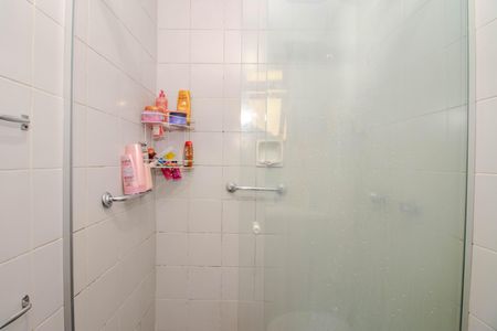 Apartamento à venda com 101m², 3 quartos e 1 vaga Apartamento à venda com 101m², 3 quartos e 1 vagaBanheiro da Suíte