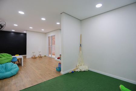 Apartamento à venda com 44m², 2 quartos e 1 vaga Apartamento à venda com 44m², 2 quartos e 1 vagaÁrea comum - Brinquedoteca